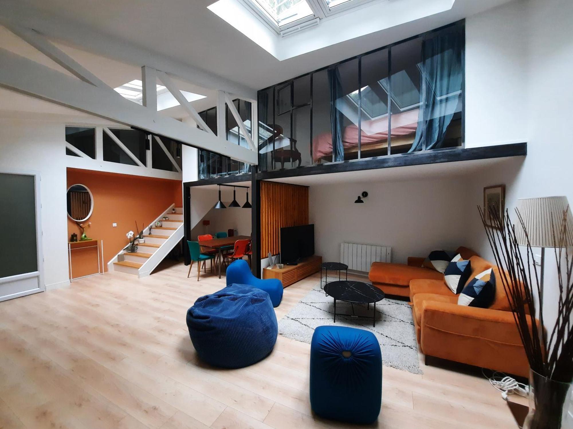Hospedagem domiciliar Loft 4-5 Personnes A Montmartre - Parking Prive Sur Reservation Paris