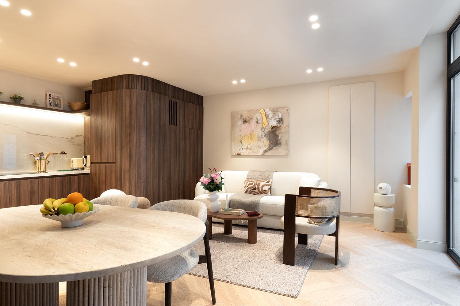 Maison Galante's With Services In Louvre - Rue Des Dechargeurs *