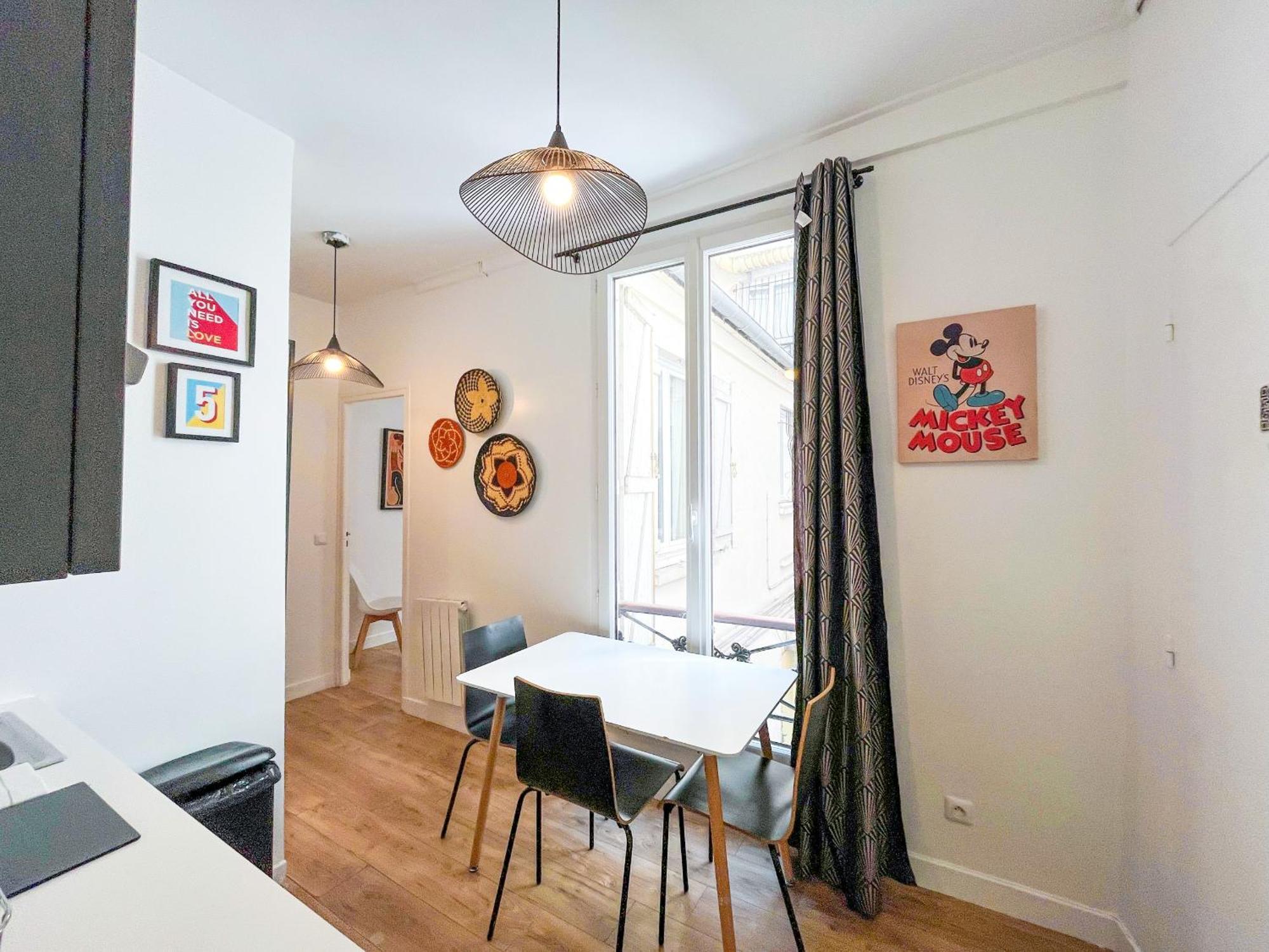 146 - Urban Cosy Flat In Apartment *