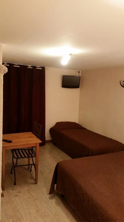 Hotel Victory Galou *