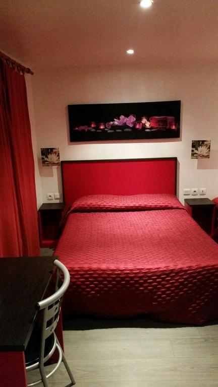 Victory Galou Hotel
