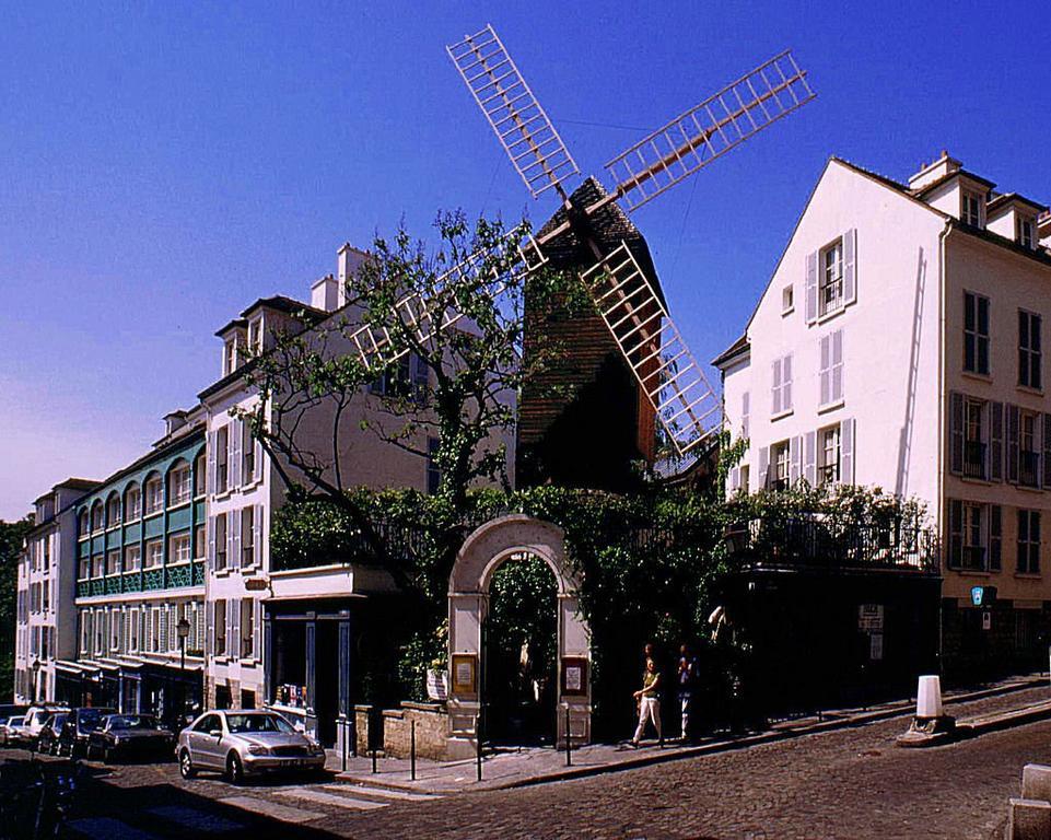 Hotel 29 Lepic 3*