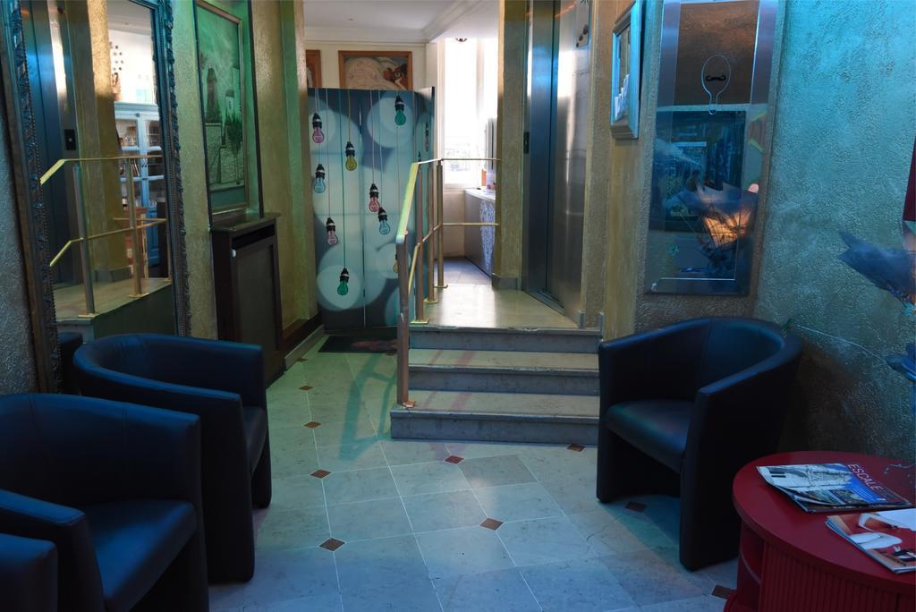 Hotel Adonis Sacré Coeur Roma Paris