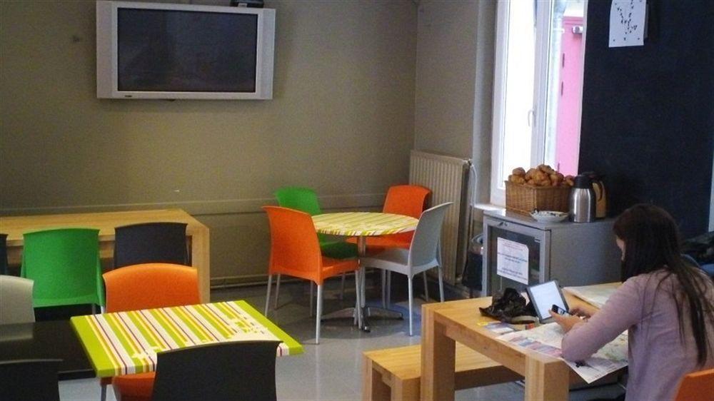 Le Montclair Montmartre By River Hostel *