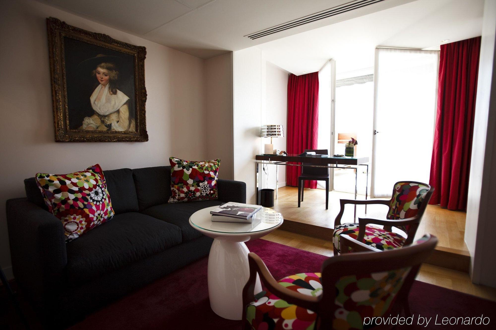 Hotel De Sers Champs Elysees Paris