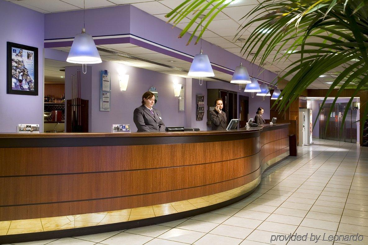 17 Batignolles Hotel Paris