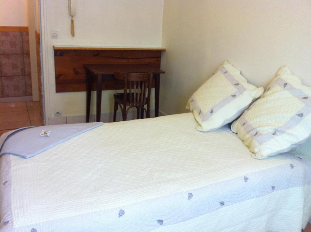Hipotel Bordeaux Menilmontant 3* Paris