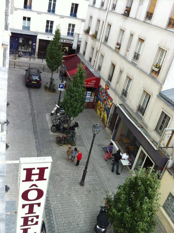 Hipotel Bordeaux Menilmontant Hotel Paris