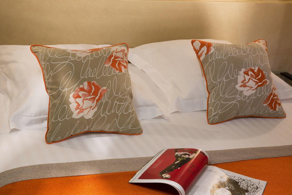 Western Anjou Lafayette Hotel Paris