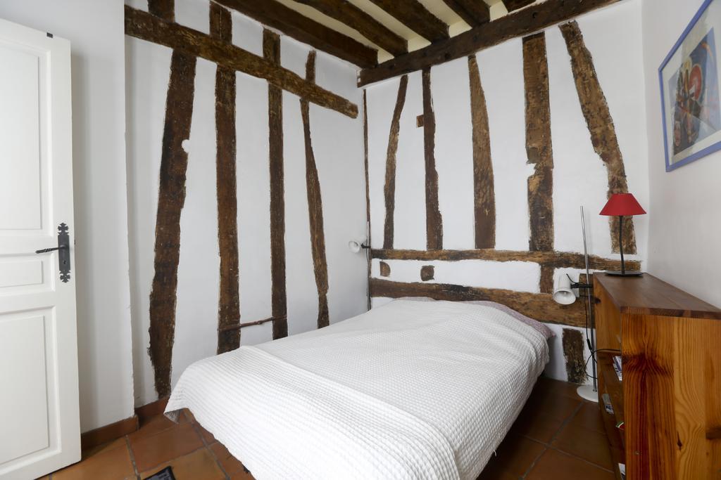 Lovely And Typical 1 Bedroom *