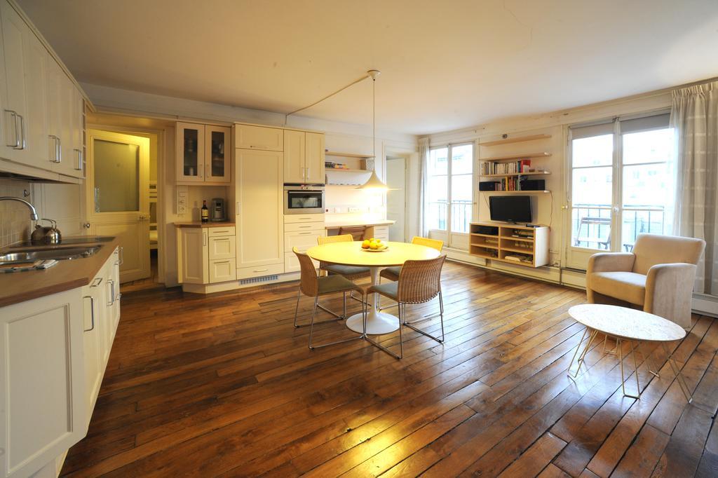 Apartment Apart Of - Le Marais - Rue De Montmorency - 2 Bedroom *
