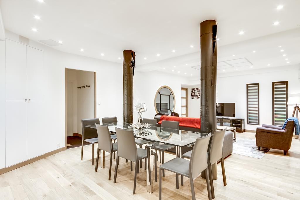 Just Renovated 138m2 On The Seine Apartamento *