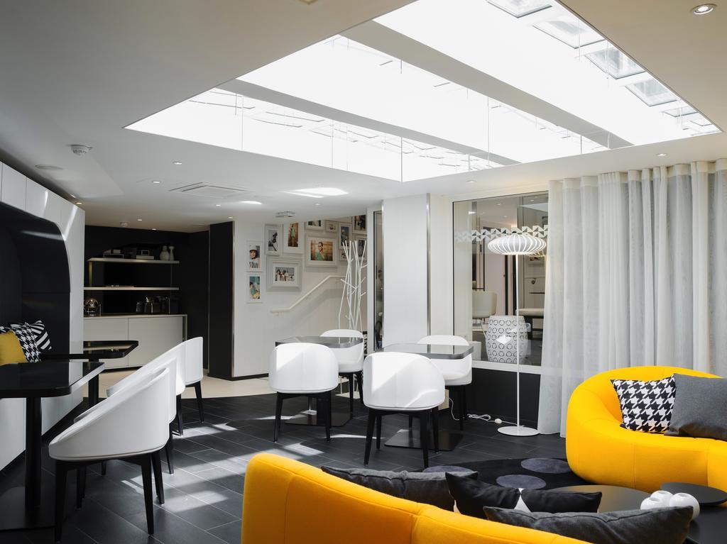 Hotel Ekta Champs Elysees 4*