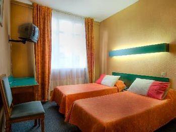 Hotel Beauquartier Montmartre Paris