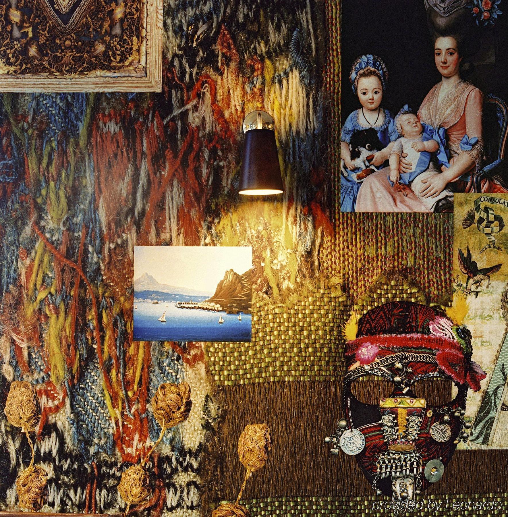 Du Petit Moulin, Haute Couture By Lacroix Hotel