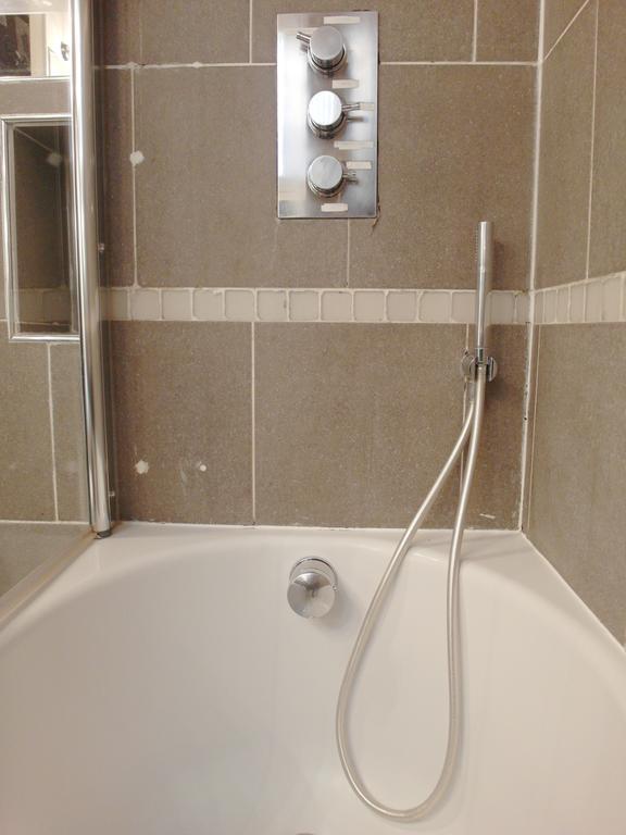Louvre Parisian Chicsuites *