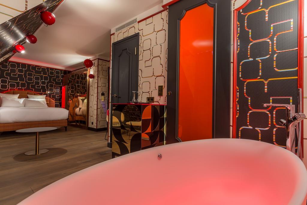 Idol Hotel Paris