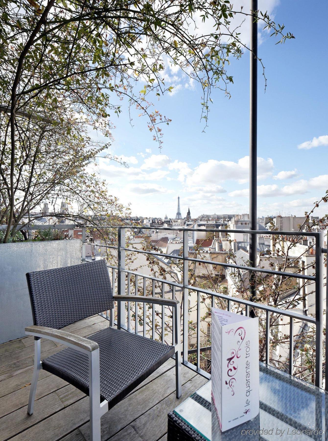 Dame Des Arts Paris
