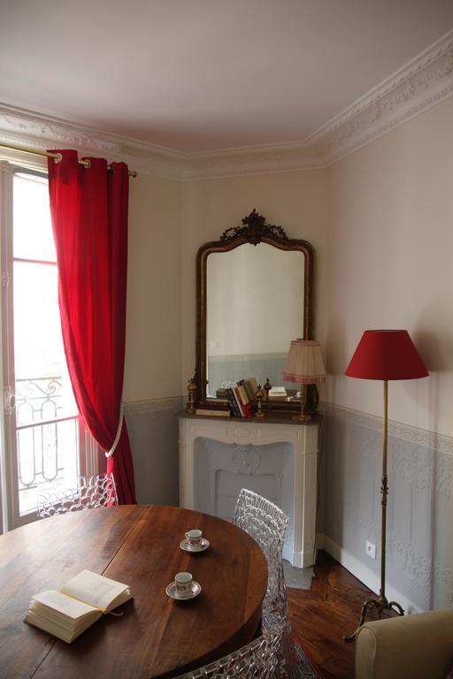 Apartment Lourmel Paris