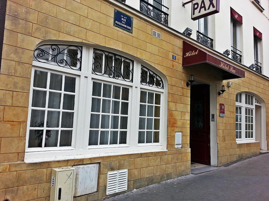 Hotel Pax 18e Paris