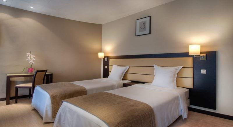 Hotel Sure By Best Western Gare Du Nord 3*