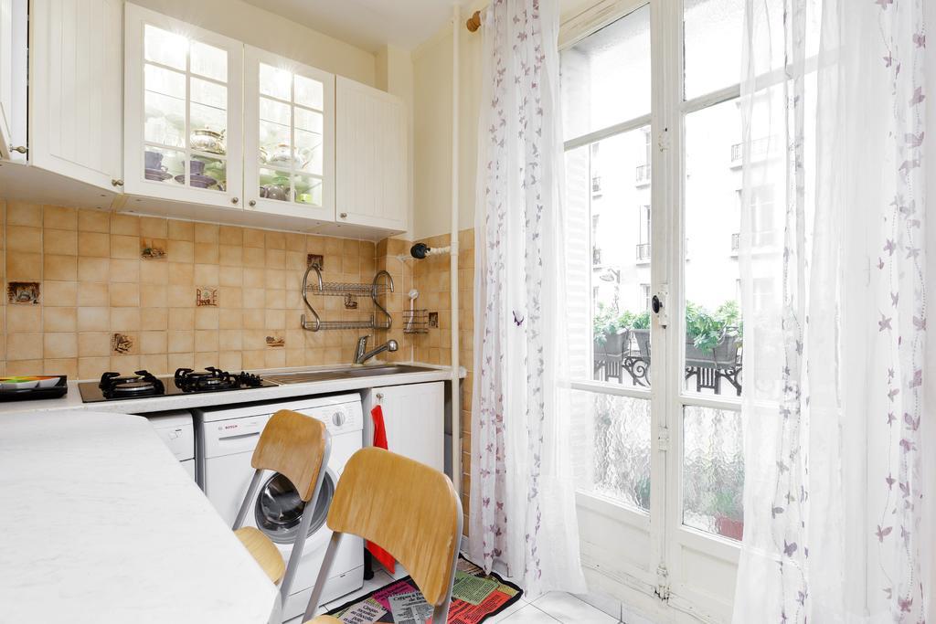 Apartment Picpus Paris
