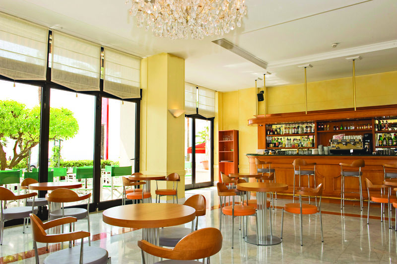 Hotel Bleues Modigliani Paris