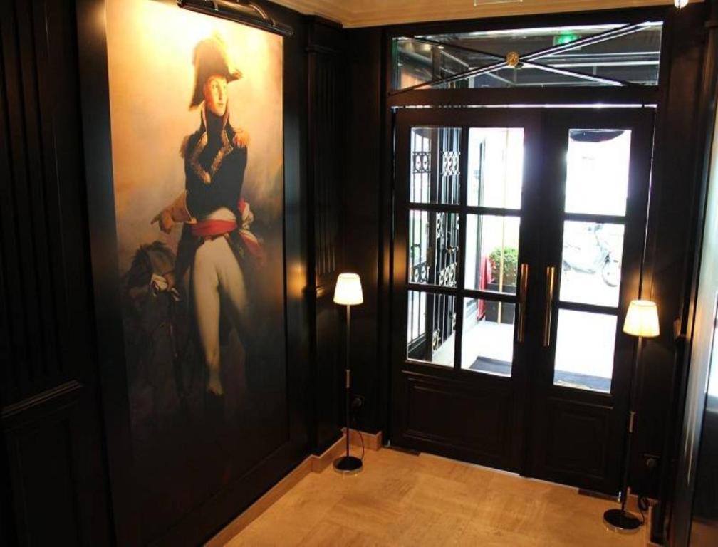 Hotel Saint Cyr Etoile 3*