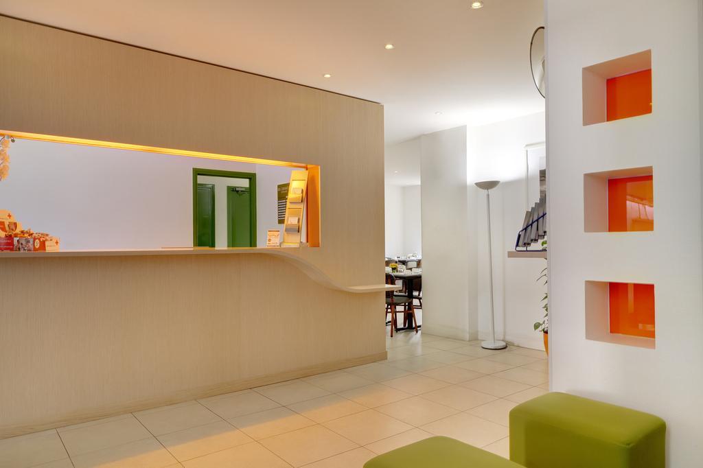 Hotel Kyriad 10 - Canal Saint Martin - Republique Paris