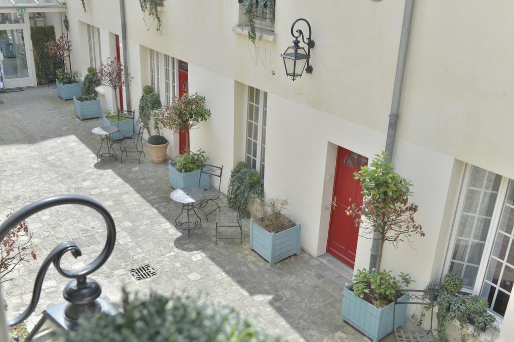 Hotel Unic Renoir Saint Germain Paris