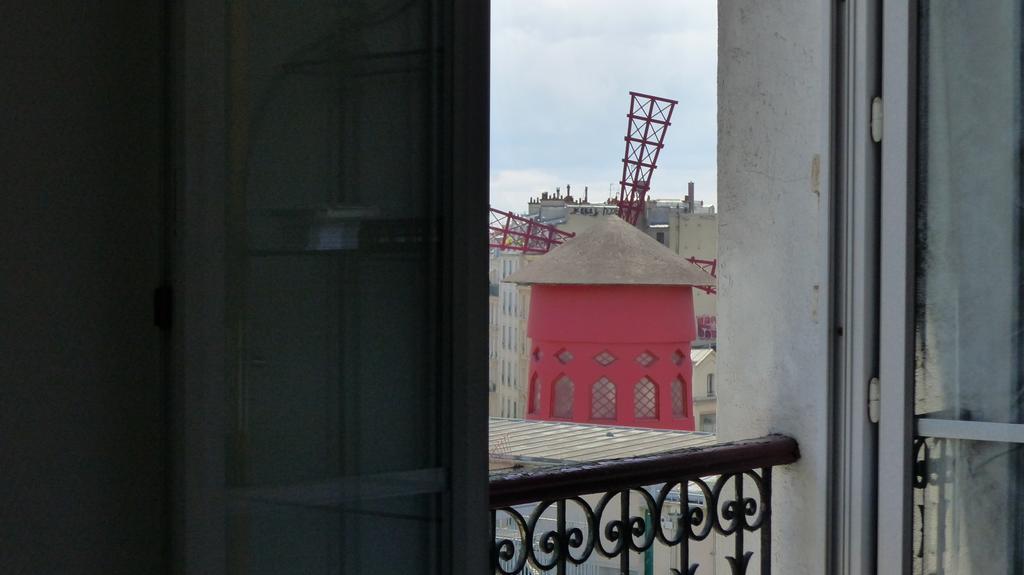 Good Morning Montmartre Paris
