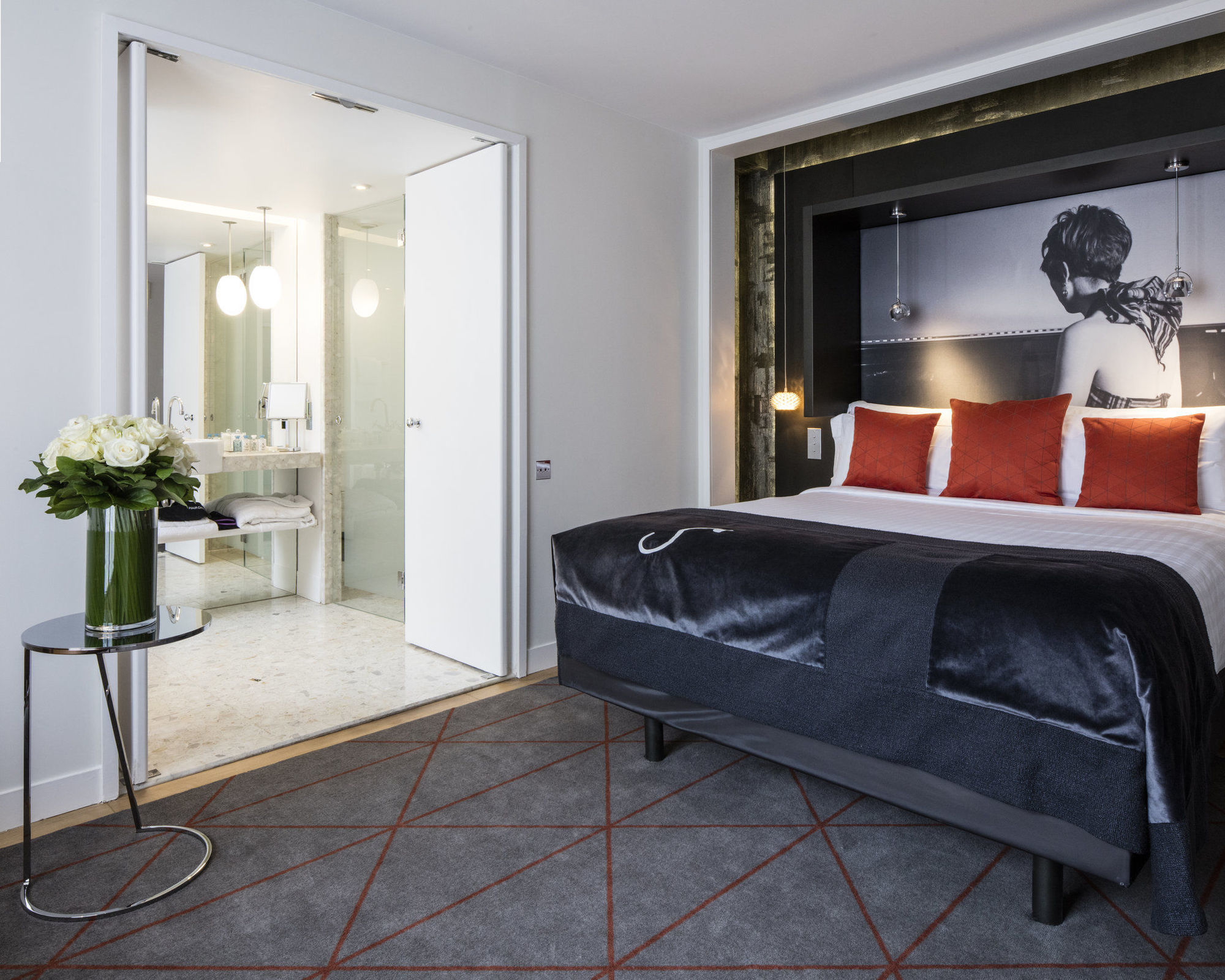 Hotel De Sers Champs Elysees 5*