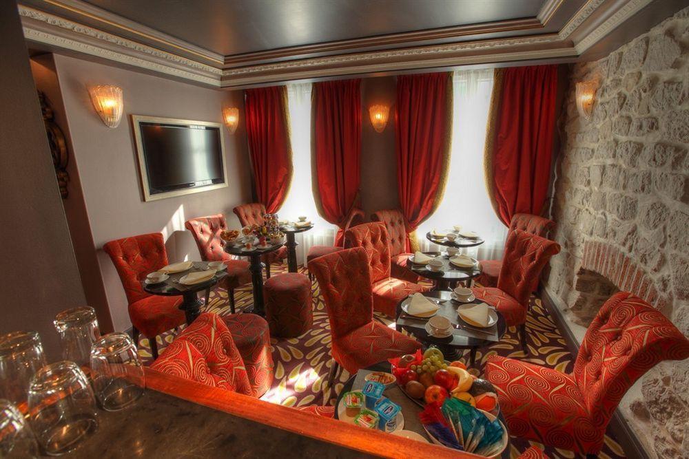 Du Beaumont Hotel