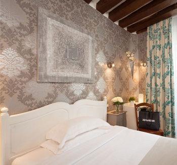Saint Paul Le Marais Hotel 3*