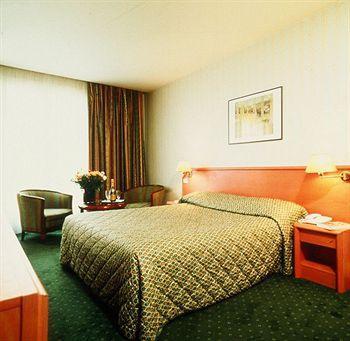 Relais Du Pre Hotel Paris