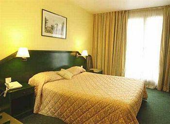 Relais Du Pre 3* Paris