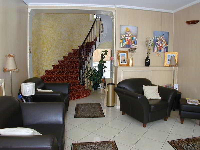 Riviera Renovated Paris