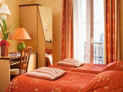 Val Girard Hotel