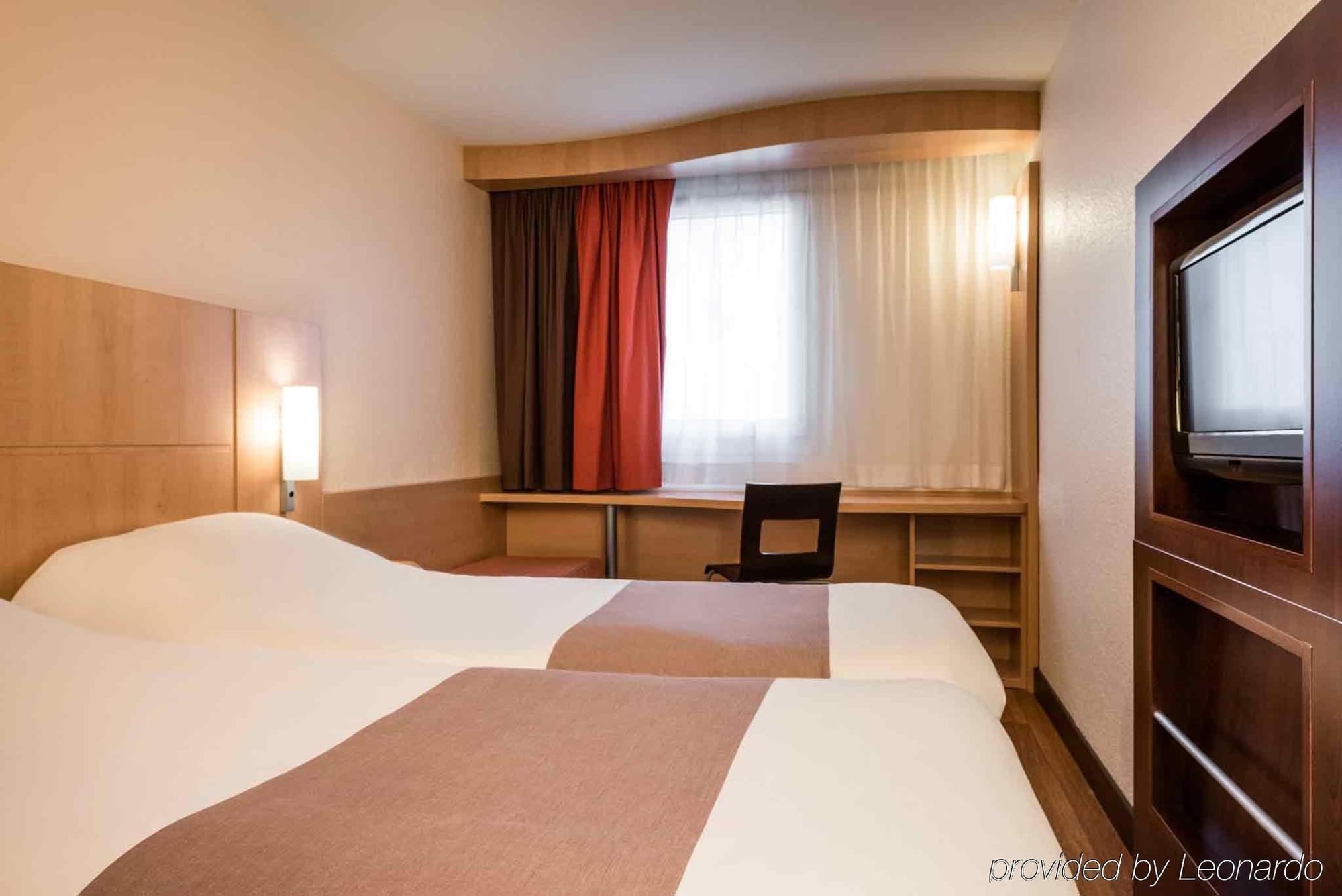 Ibis Gare Du Nord Chateau Landon 10eme 3*