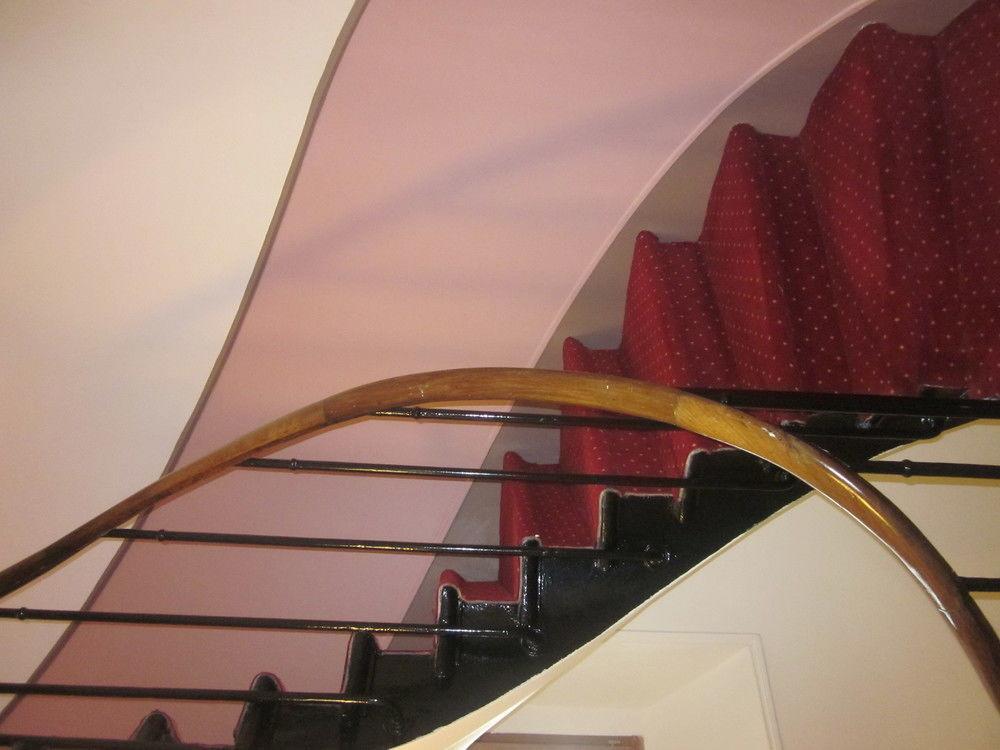 Lecluse Hotel 3*