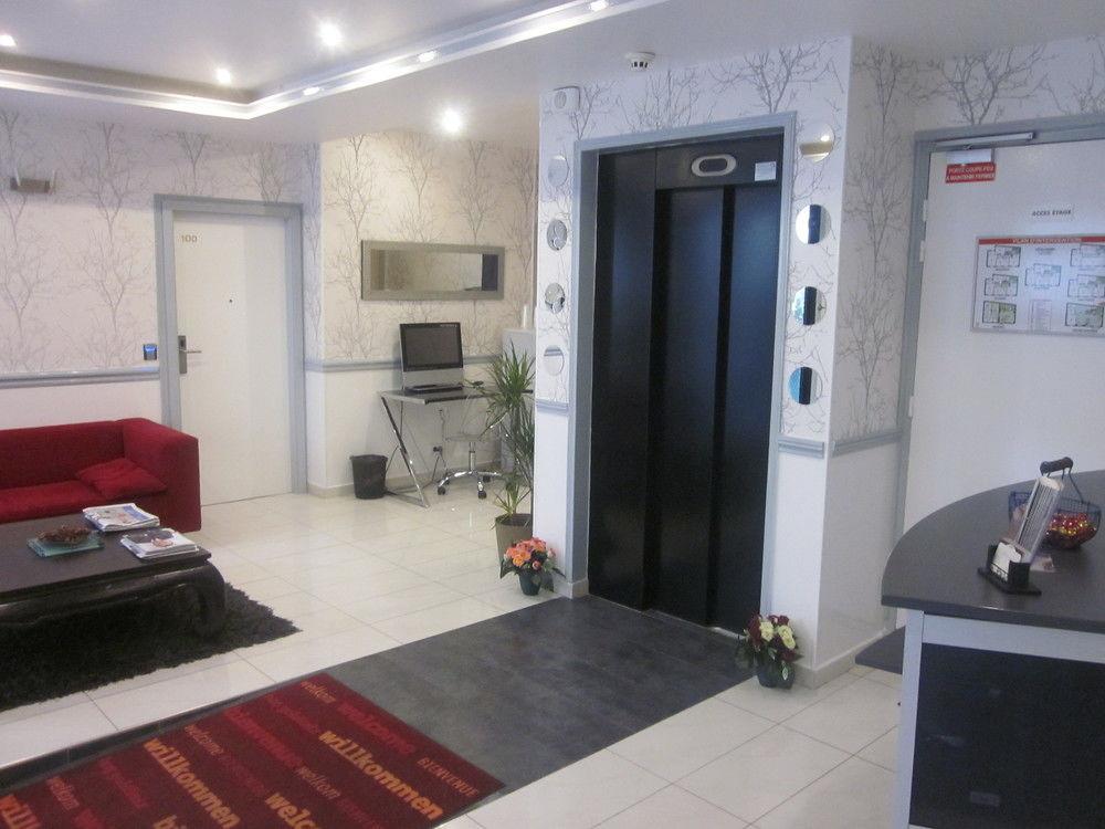 Lecluse Hotel