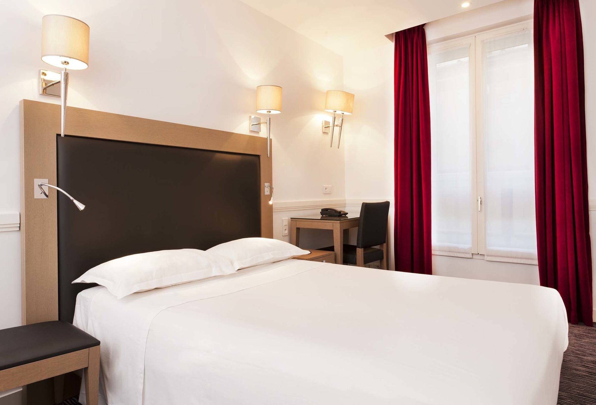 Elysees Flaubert Hotel 3*