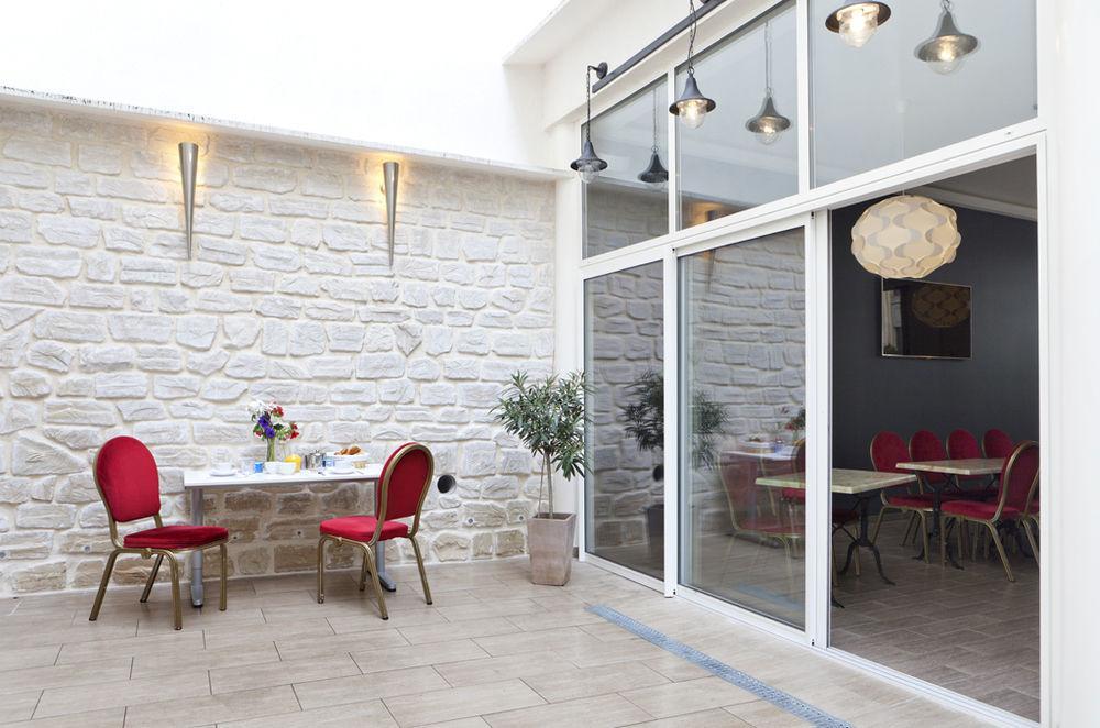 Sofia Hotel 2*