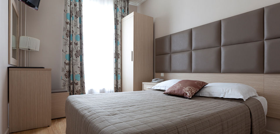 Riviera Renovated Hotel