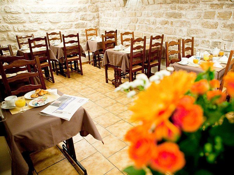 Hotel Logis Jardin De Villiers Paris
