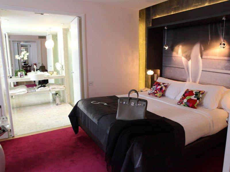 Hotel De Sers Champs Elysees Paris