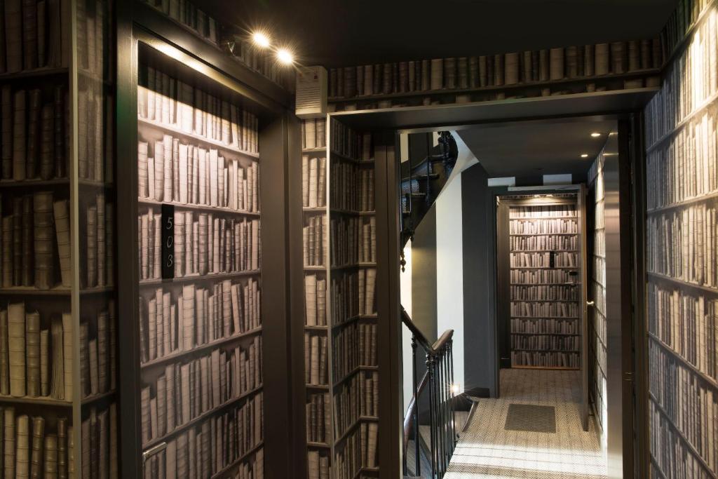Les Plumes 4* Paris