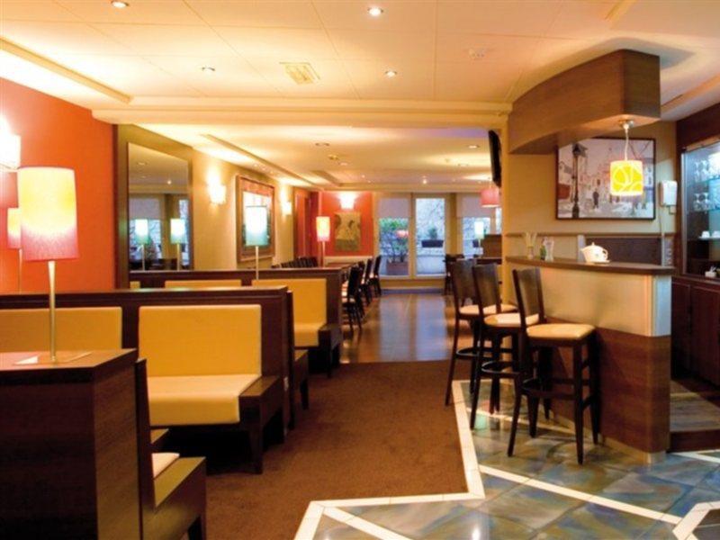 Hotel Holiday Montmartre By Ihg Paris