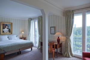 Brighton - Esprit De France Hotel Paris