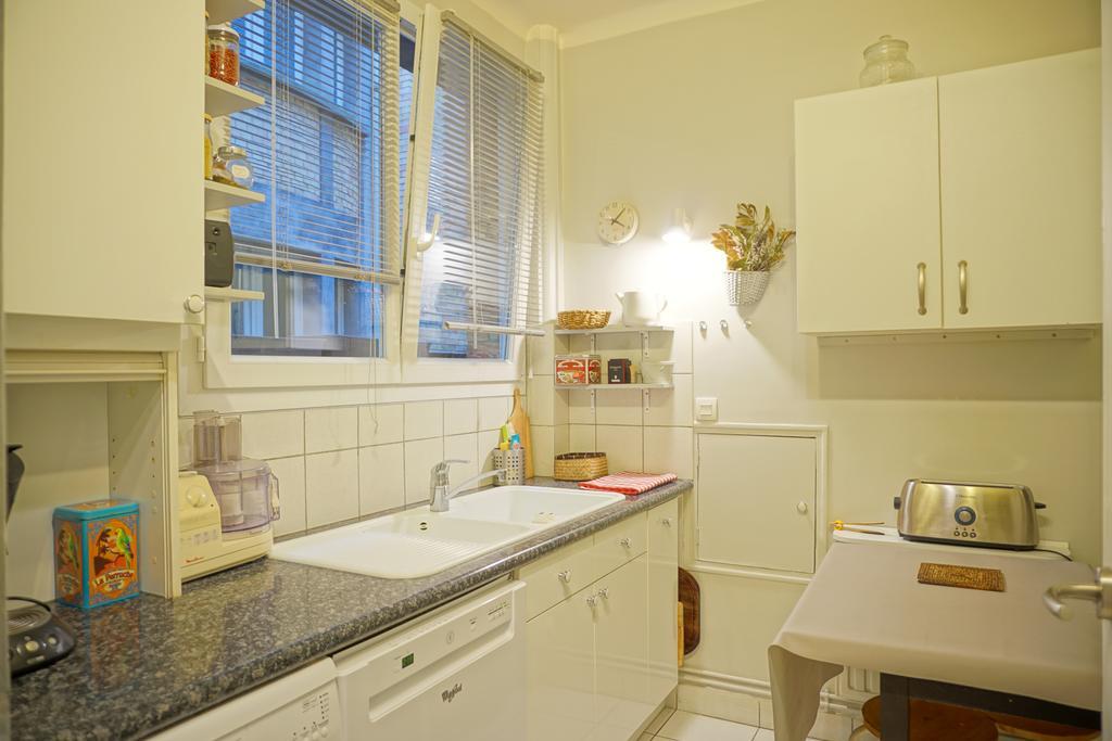 Rue Copernic - 16
